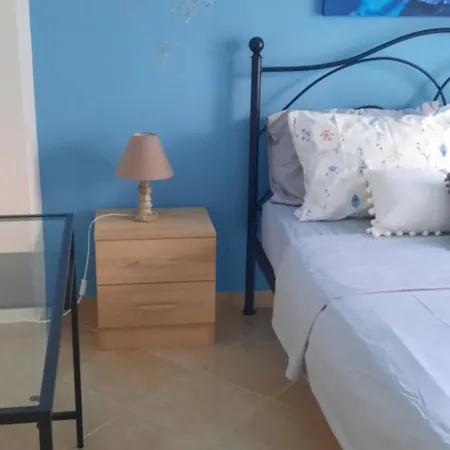Seaside Family In Appartement